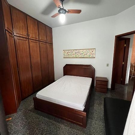 Apartamento No Guaruja Enseada A Beira Mar, Otima Localidade E Com Ar Condicionado Exterior foto