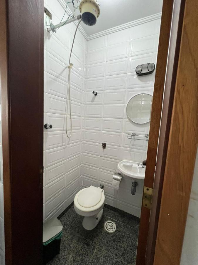 Apartamento No Guaruja Enseada A Beira Mar, Otima Localidade E Com Ar Condicionado Exterior foto