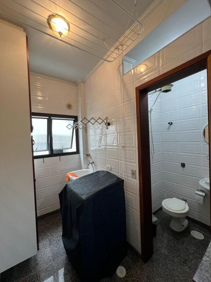 Apartamento No Guaruja Enseada A Beira Mar, Otima Localidade E Com Ar Condicionado Exterior foto